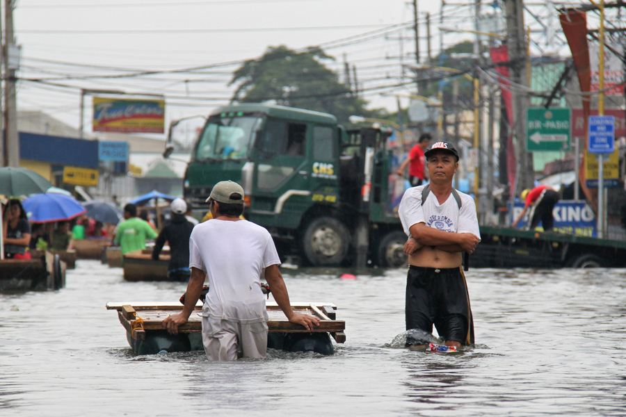 Photo of flooding from Typhoon Ondoy in the Philippines